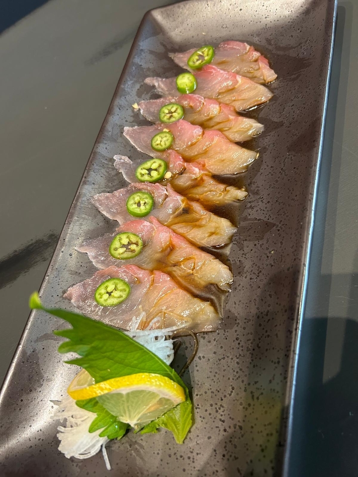Hamachi Serrano.