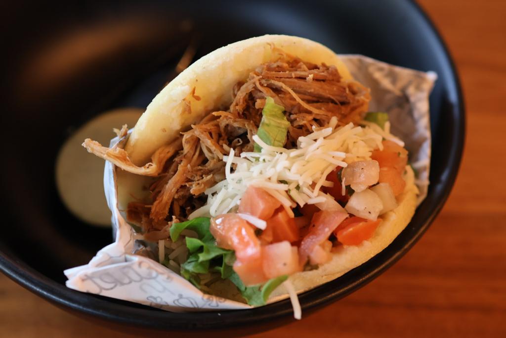 Arepa Cochinita.