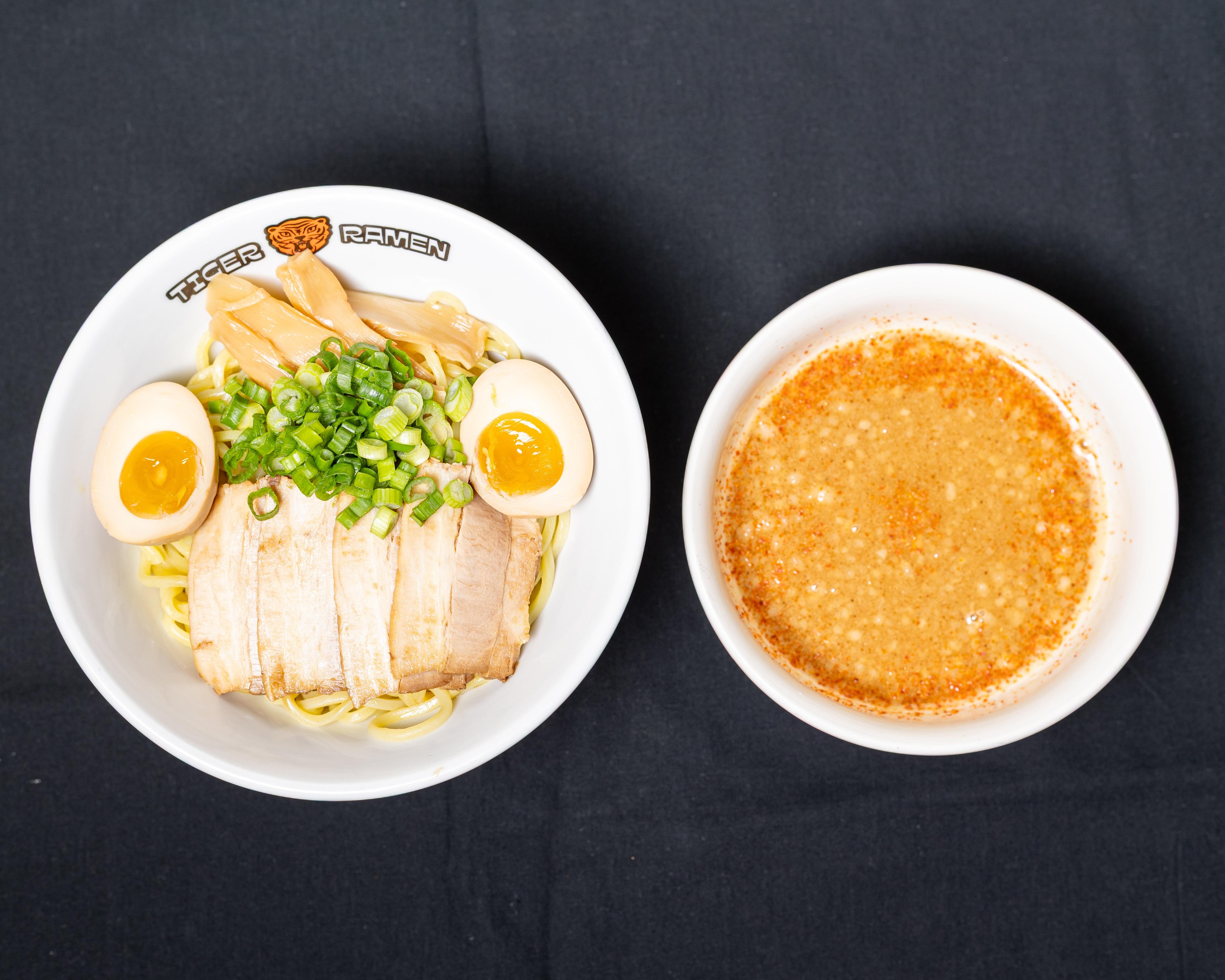 Tsukemen.