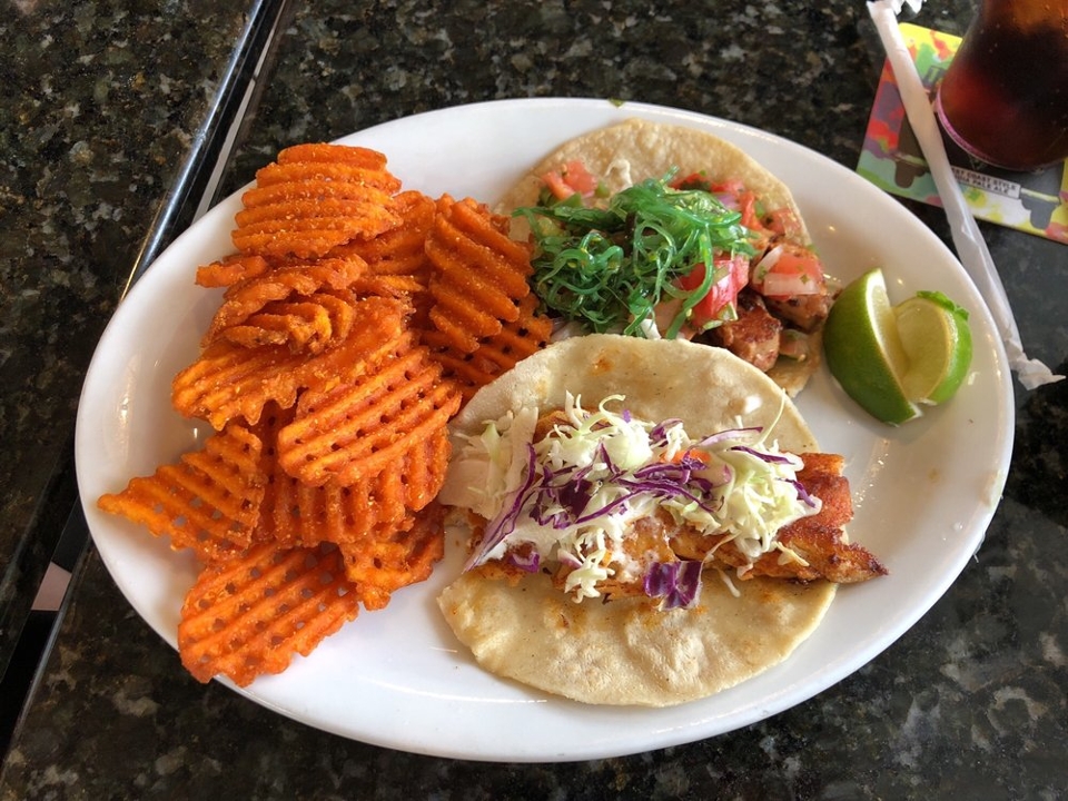 RED SNAPPER PLATE.