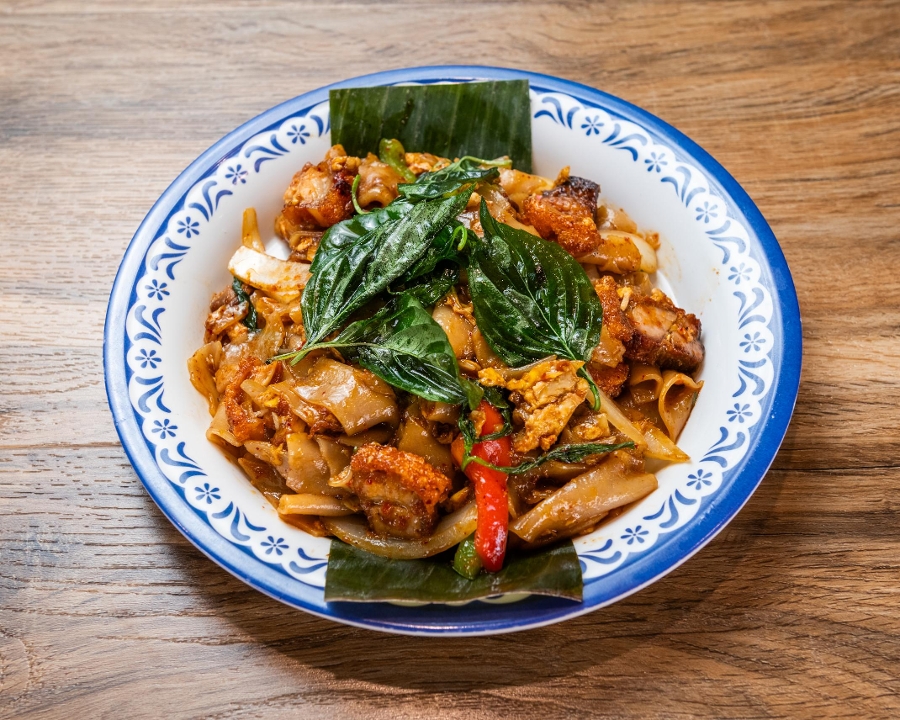 Pad Kee Mow **.