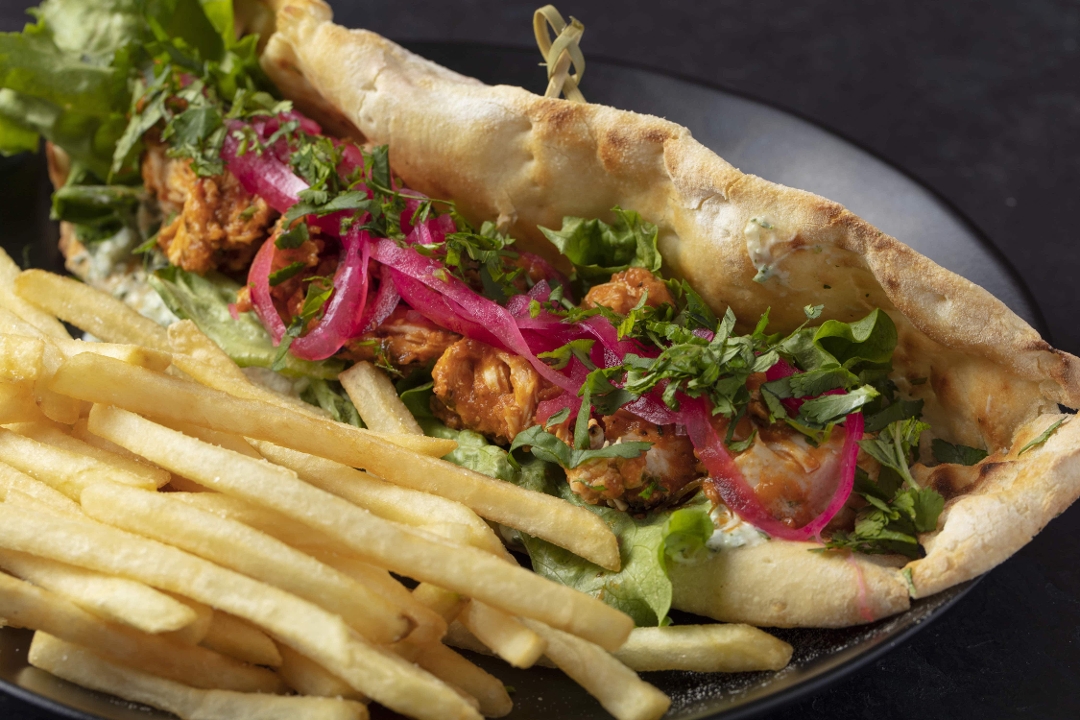 Chicken Tikka Sandwich (N).
