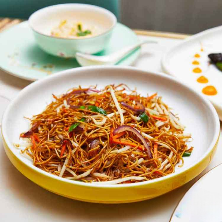 ND2. 港式豉油皇炒麵/Hong Kong Style Stir Fried Noodle.