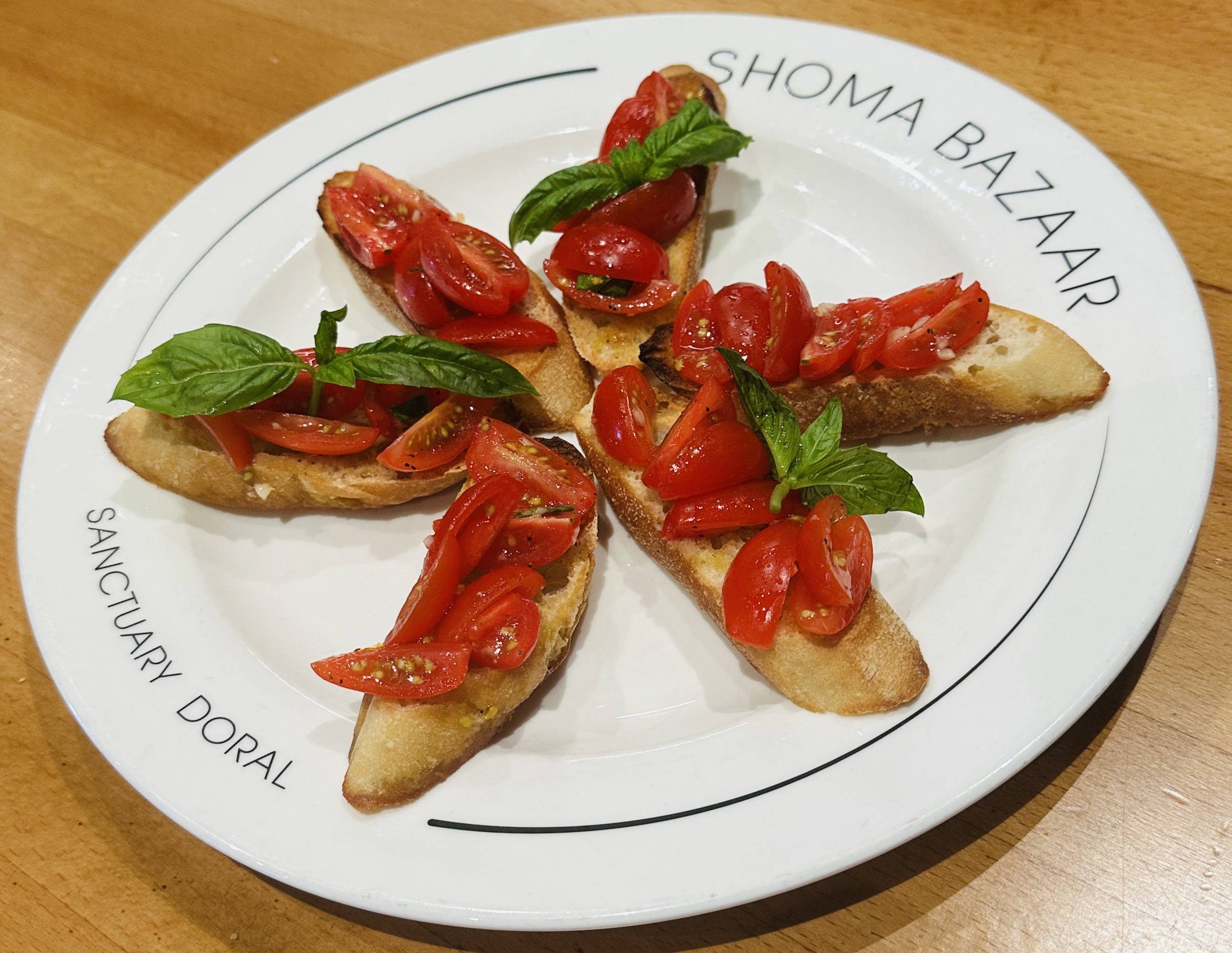 Bruschetta Tomato cherry.