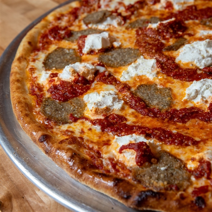 14" Lasagna Pizza.