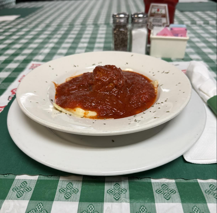 Kids Ravioli & Meatball.