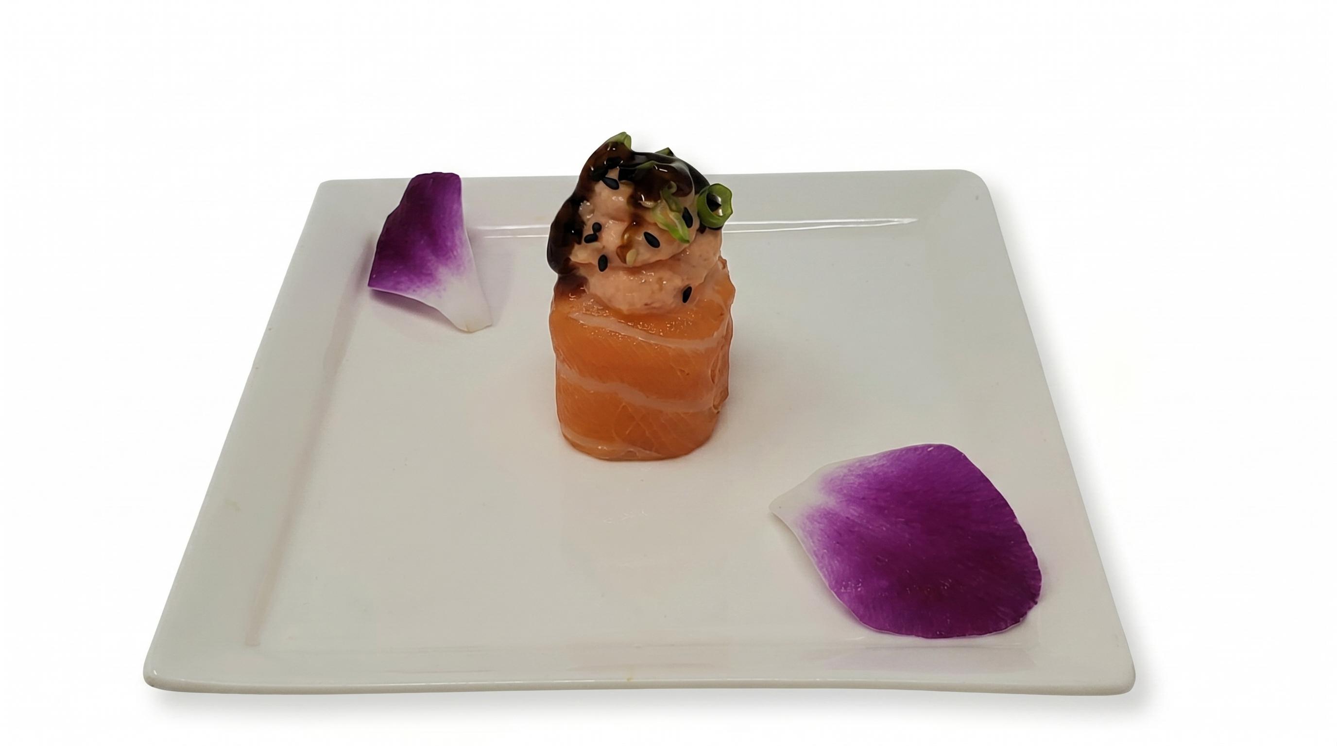 DJO SALMON CREAM CHEESE*.