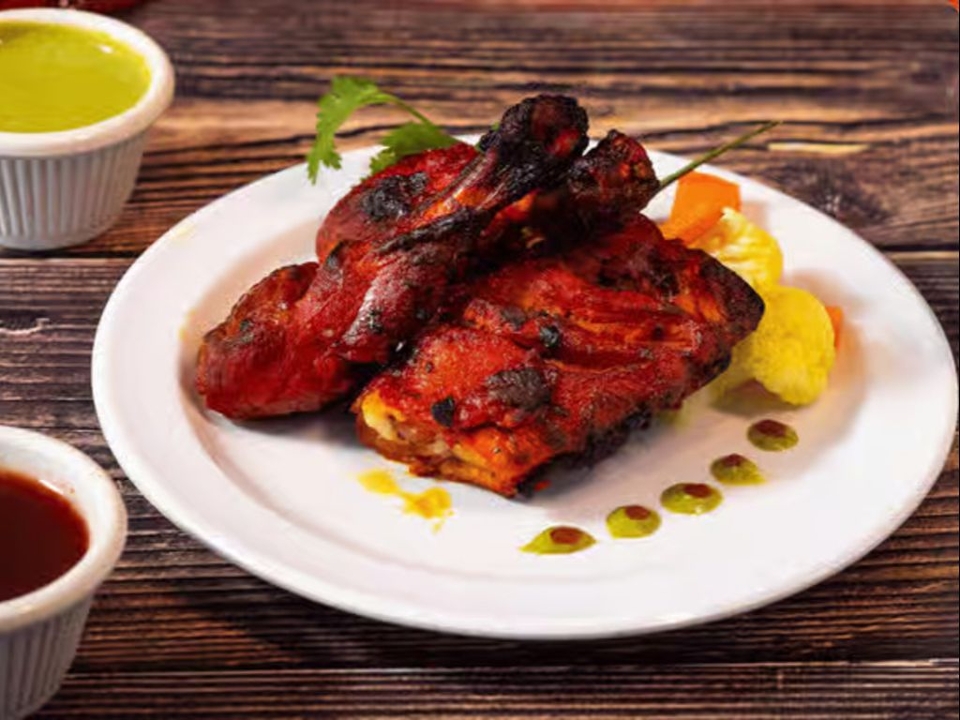 CHICKEN TANDOORI.