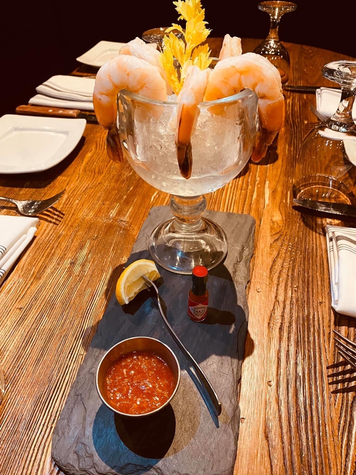 SHRIMP COCKTAL.