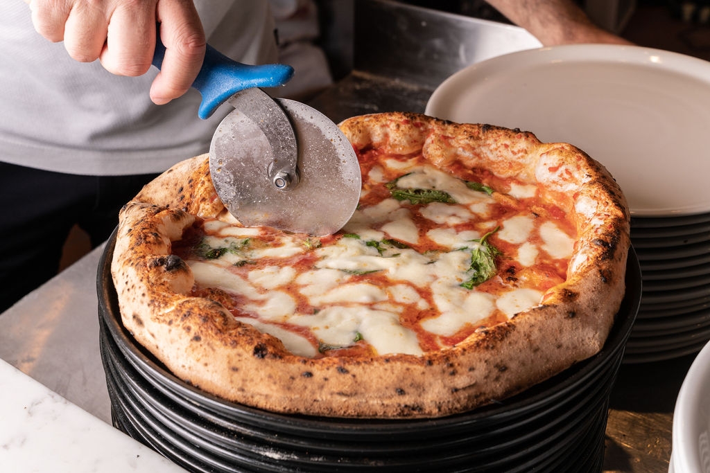Margherita Pizza.