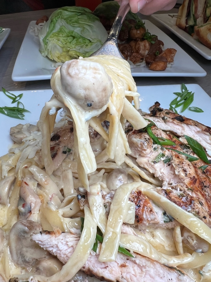 Alfredo Pasta.