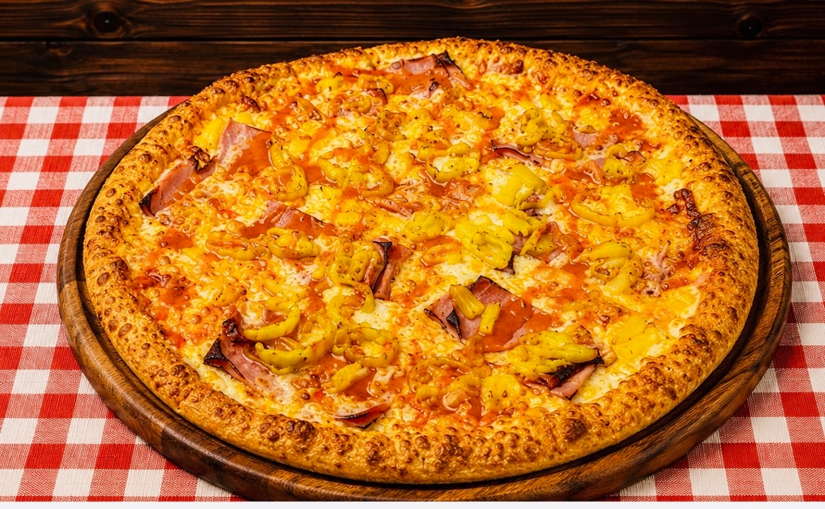 Large Fiery Hawaiian Pizza 14 (Greek Style).