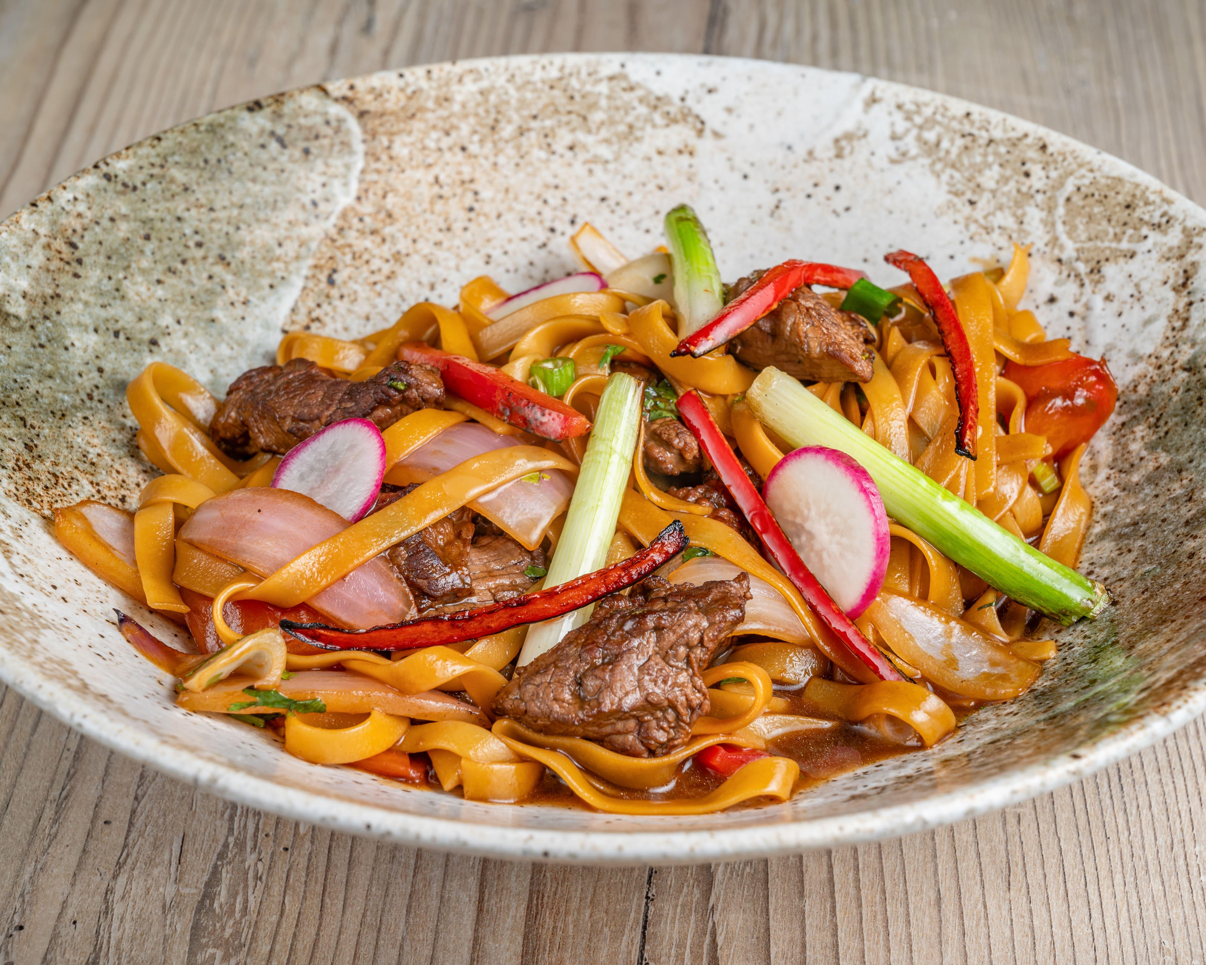 Tallarin Saltado.