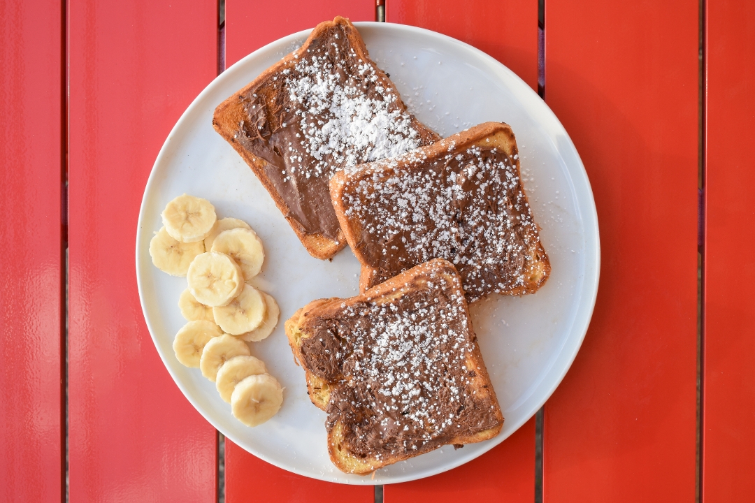 Nutella Stuffed French Toast.