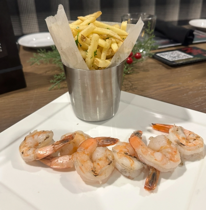 Kids Shrimp & Fries.