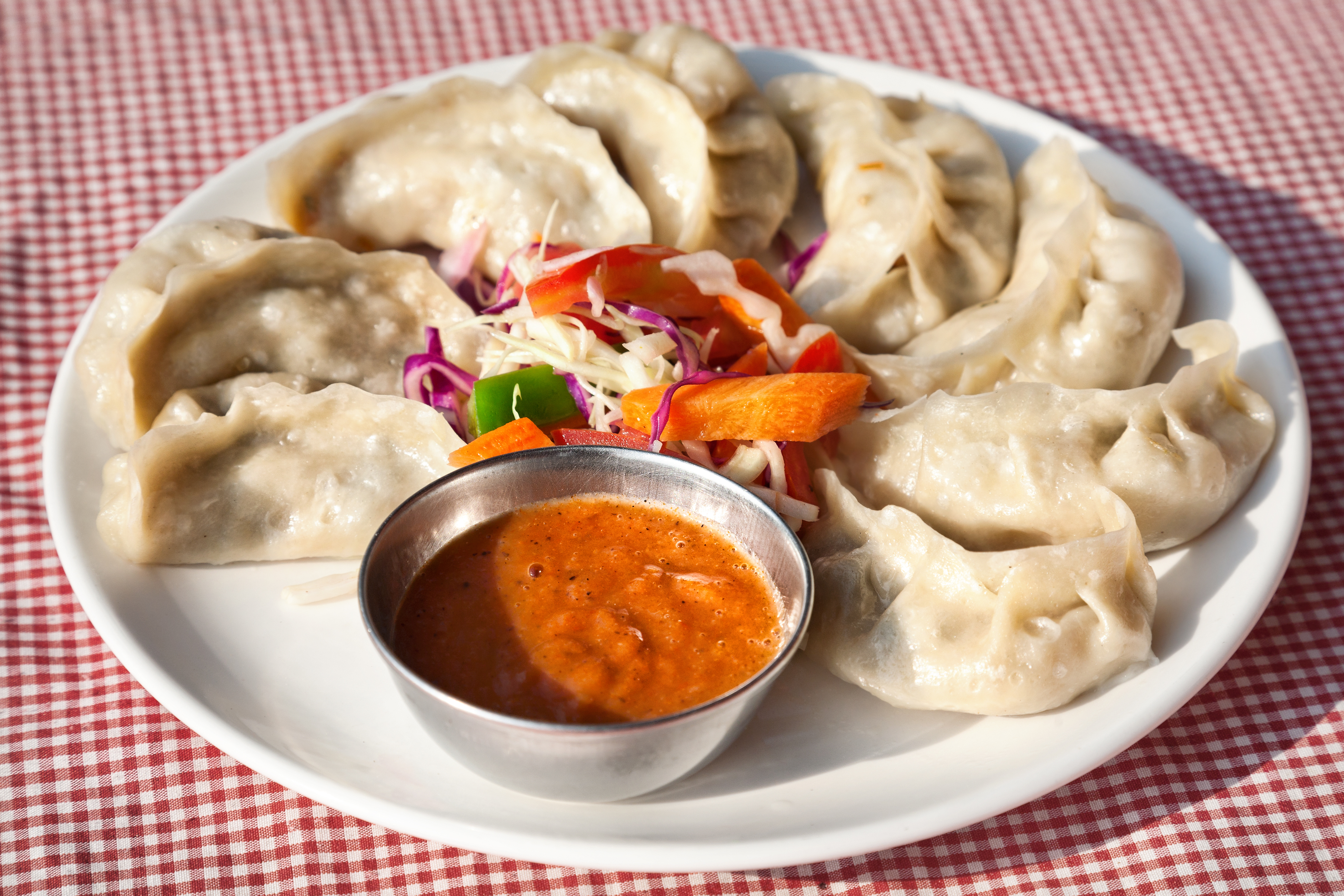 Vegetable Momos  - (8Pcs).