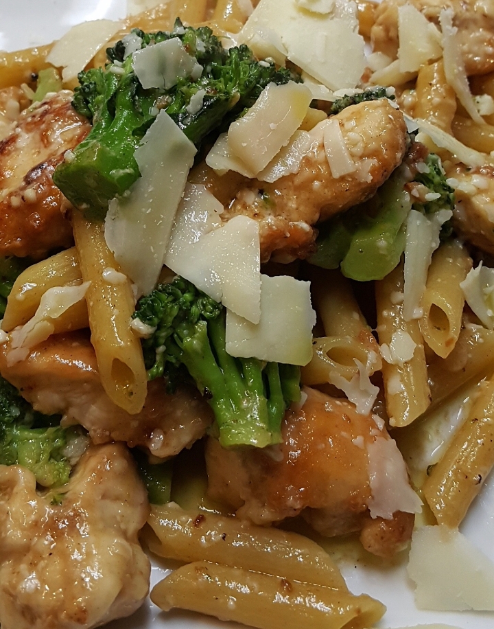 Chicken Broccoli & Ziti.