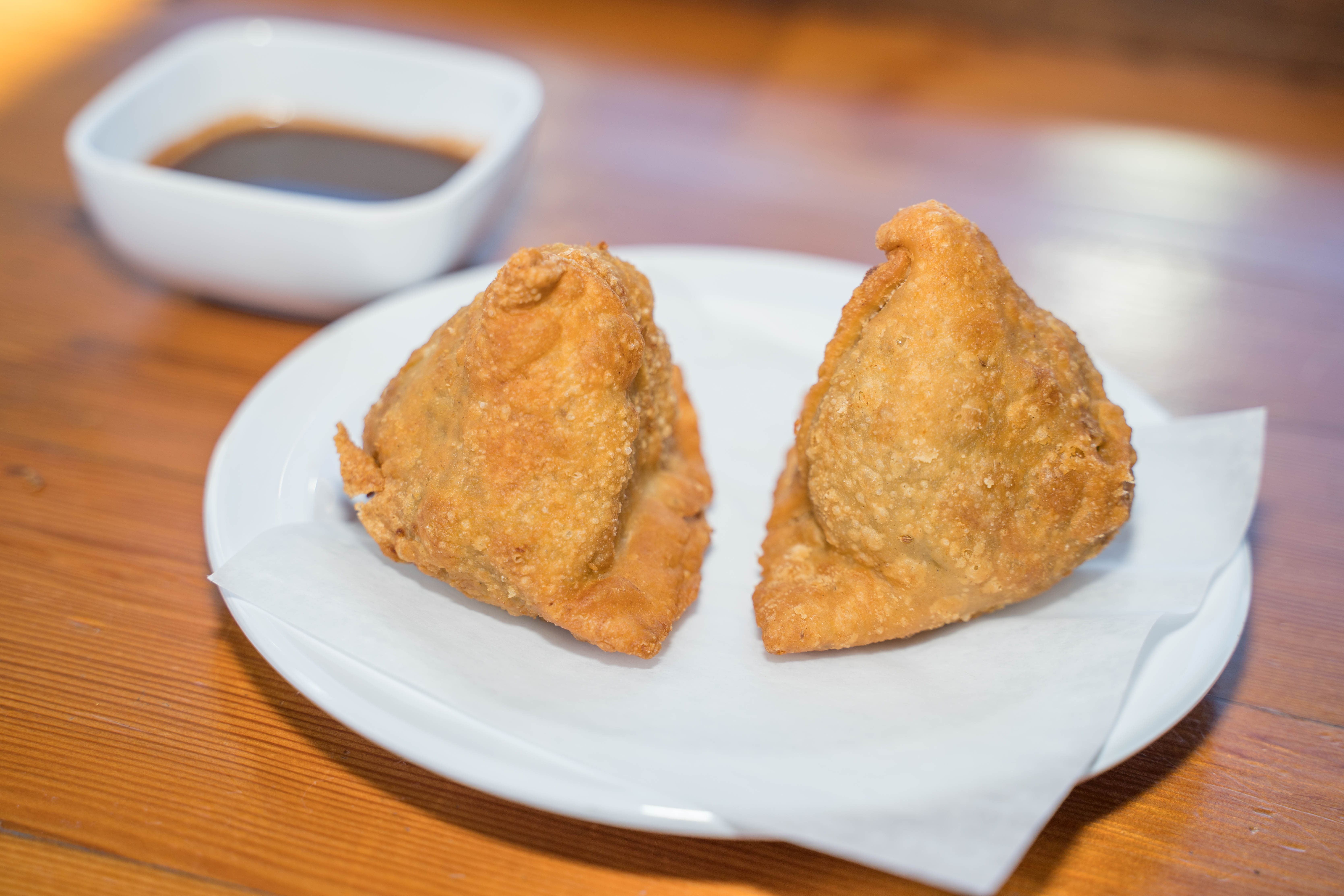 Vegetable Samosa (2 Piece).