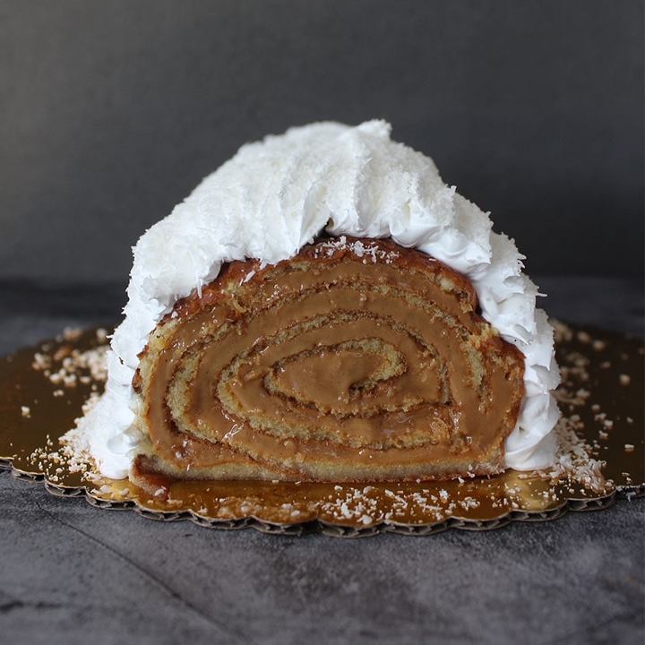 Arrollado Cake.