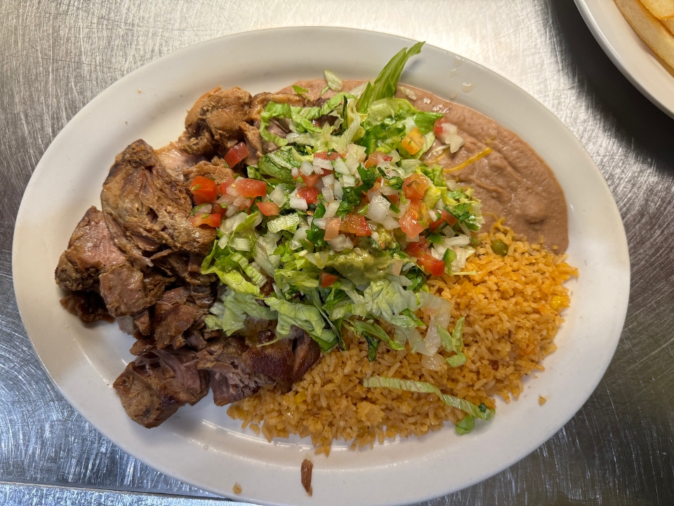 Carnitas Michoacán.