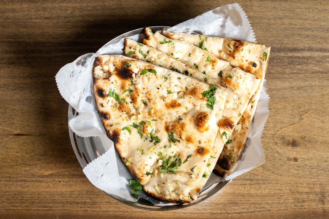 Butter Naan (B).