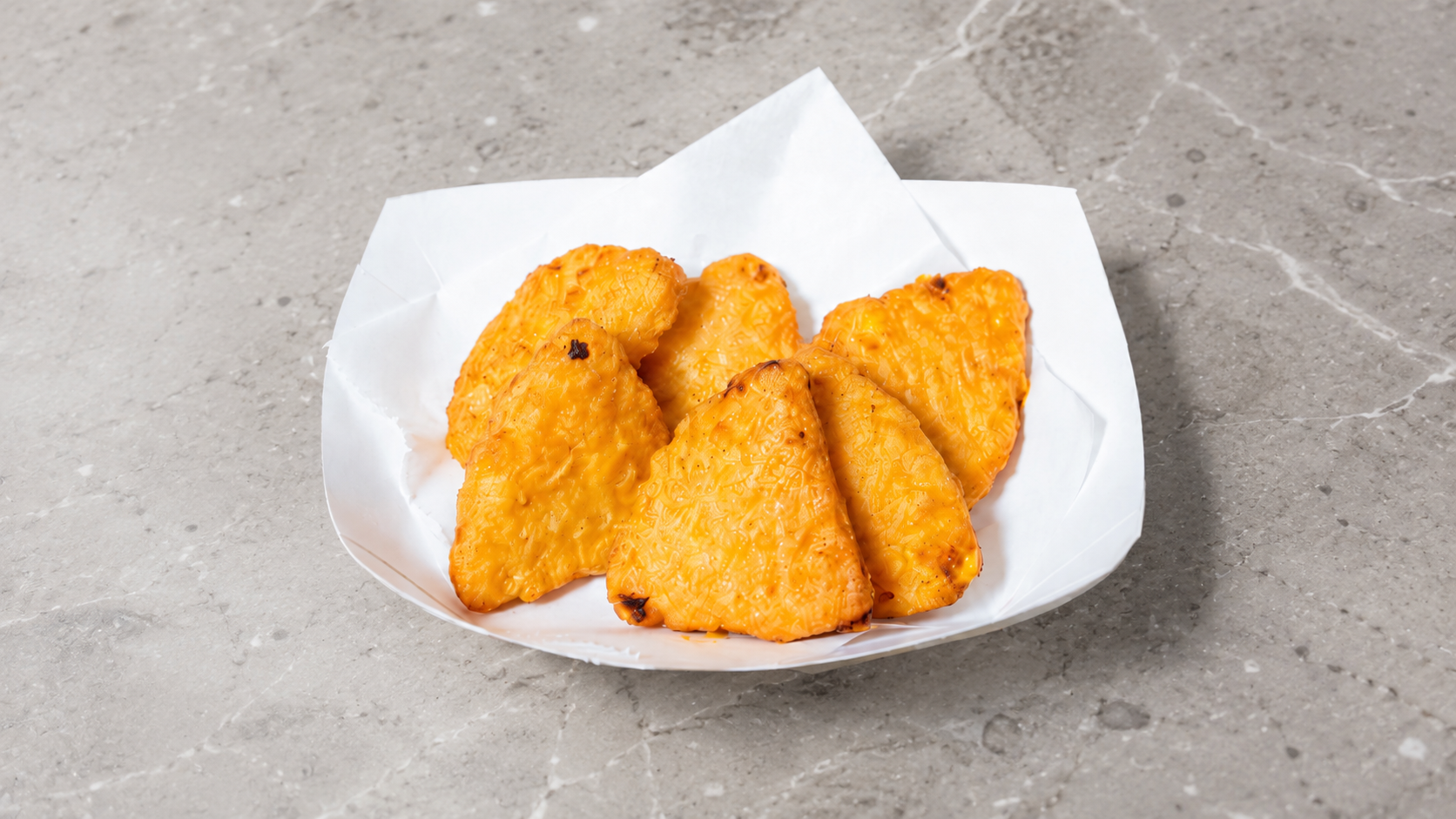 6 PC Mac n Cheese Bites.