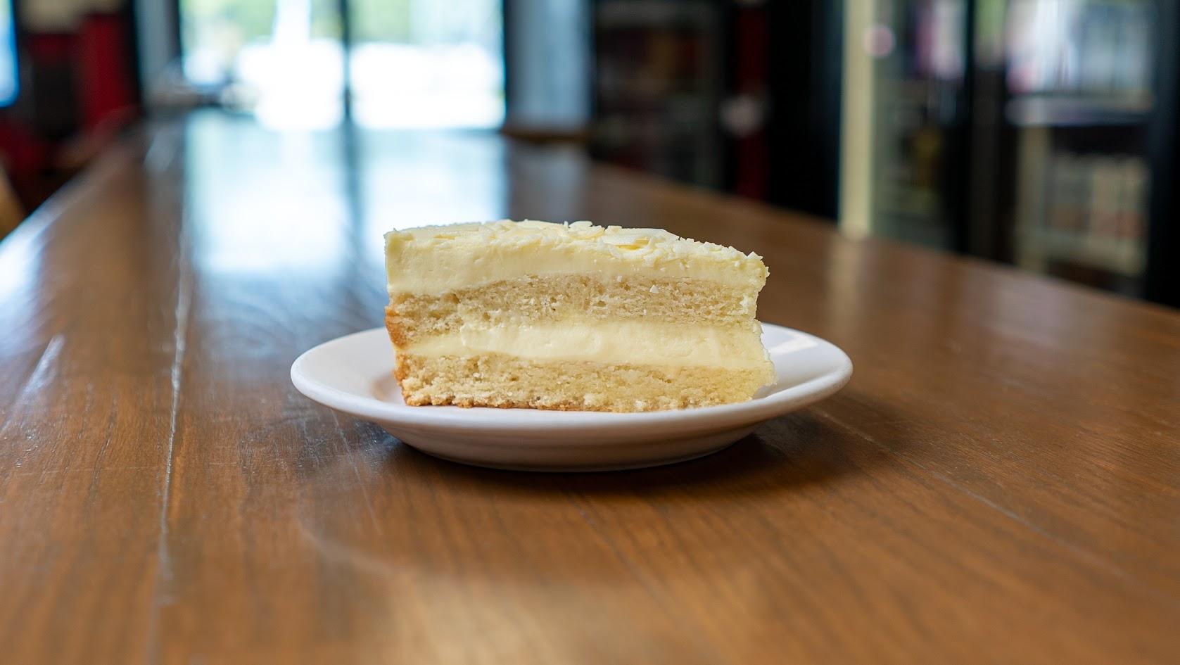 Limoncello Cake.