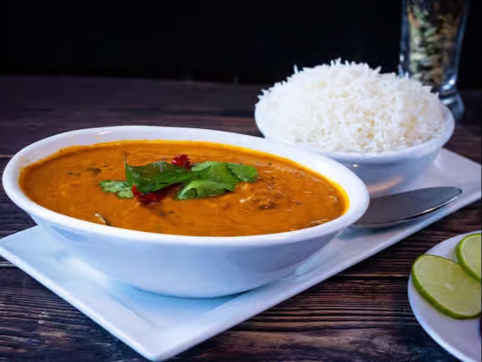 MANGO CHICKEN CURRY.