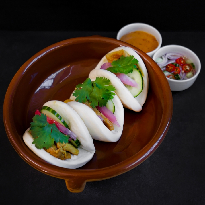 Chicken Satay Buns 3 Pieces.
