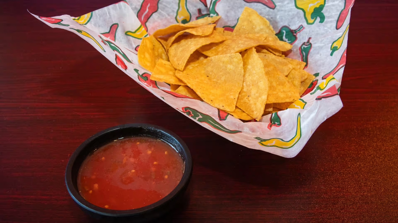 Small Chips and Salsa.
