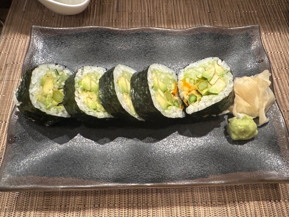 Tempura Vegetarian Maki.