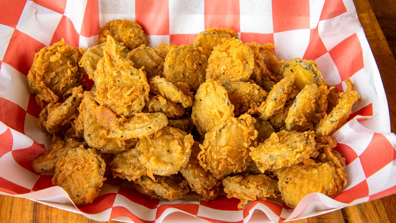 Fried Pickles (large) *.