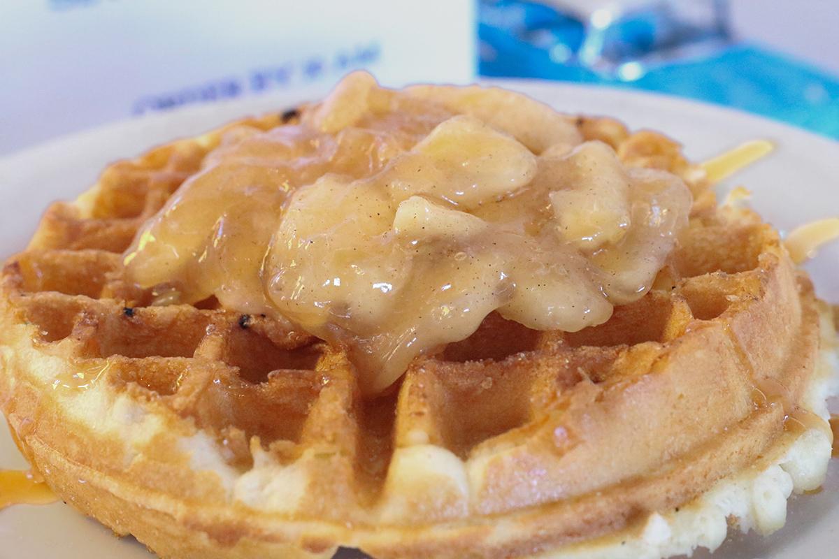.Apple Vanilla Waffle.