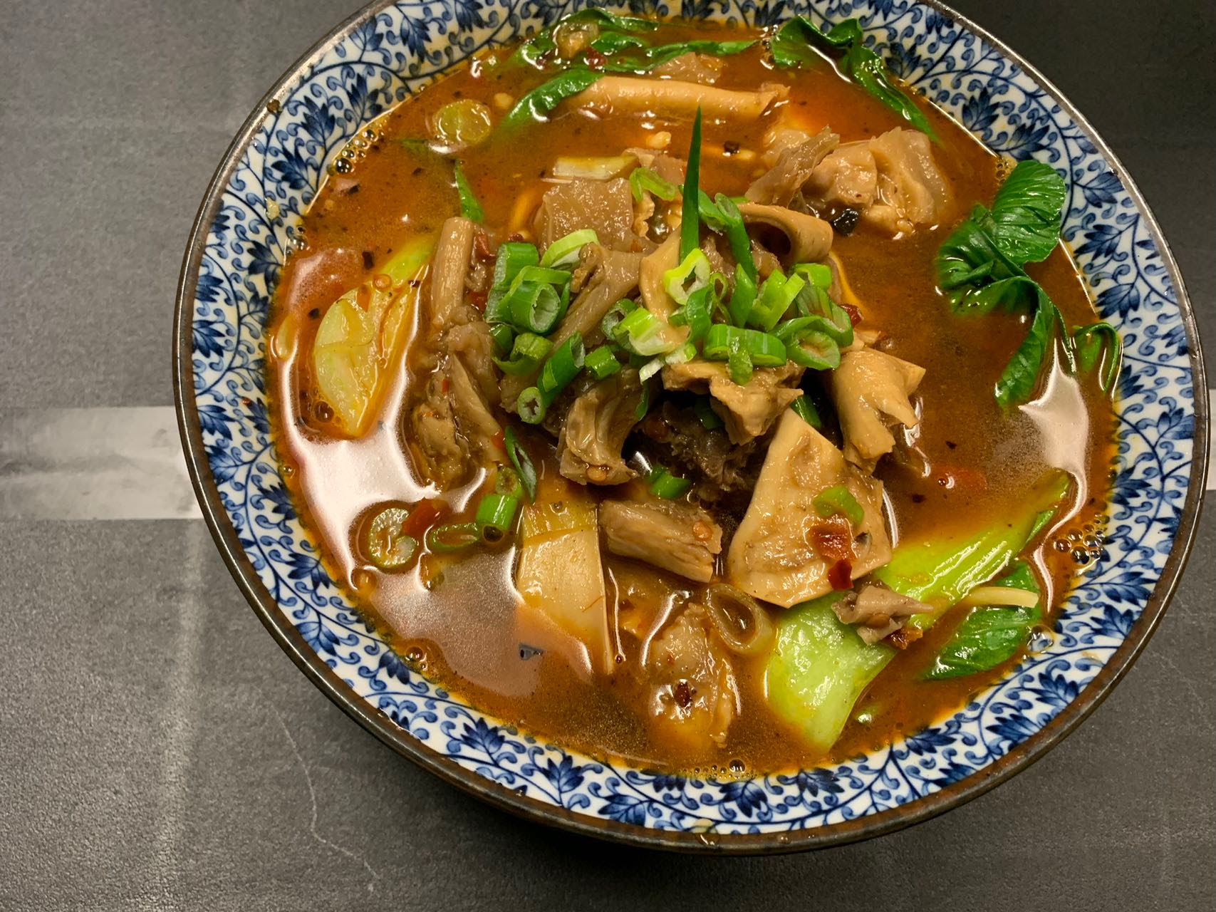 C13 牛腩面/Beef Brisket Noodle Soup🌶️.