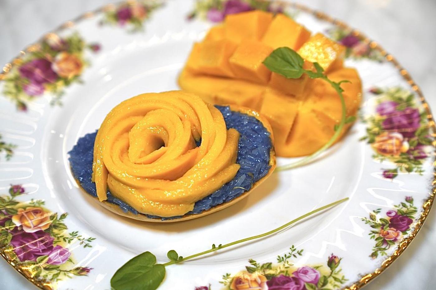 Mango Sticky Rice (Seasonal).