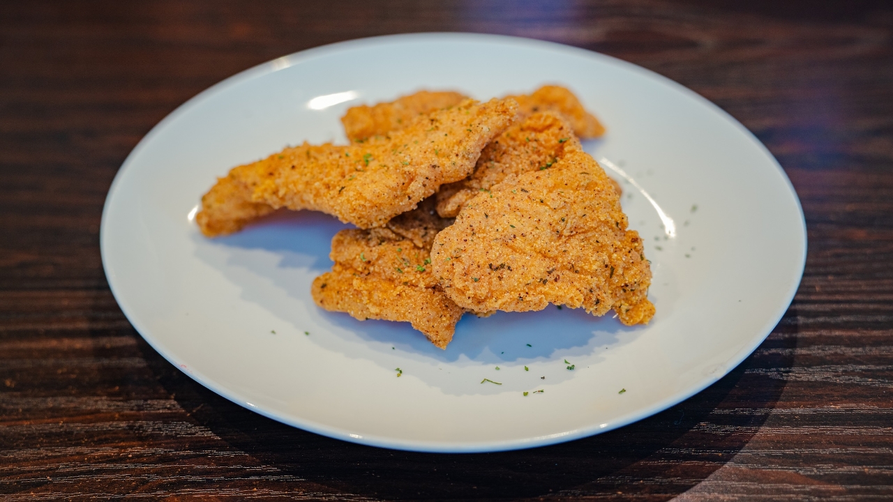 (4) FRIED FISH.