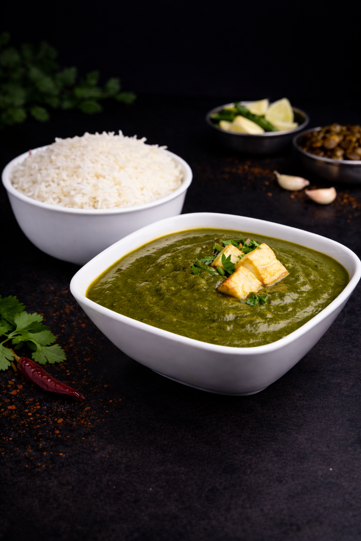 Pachimirchi Paneer Curry (Green Chilli Paneer Curry).