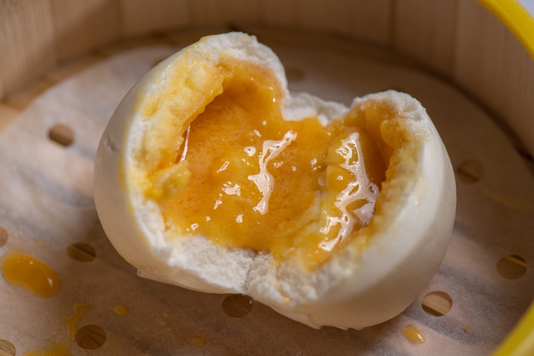 B-7 Salted Egg Custard Bun (3 Pcs) 流沙包.
