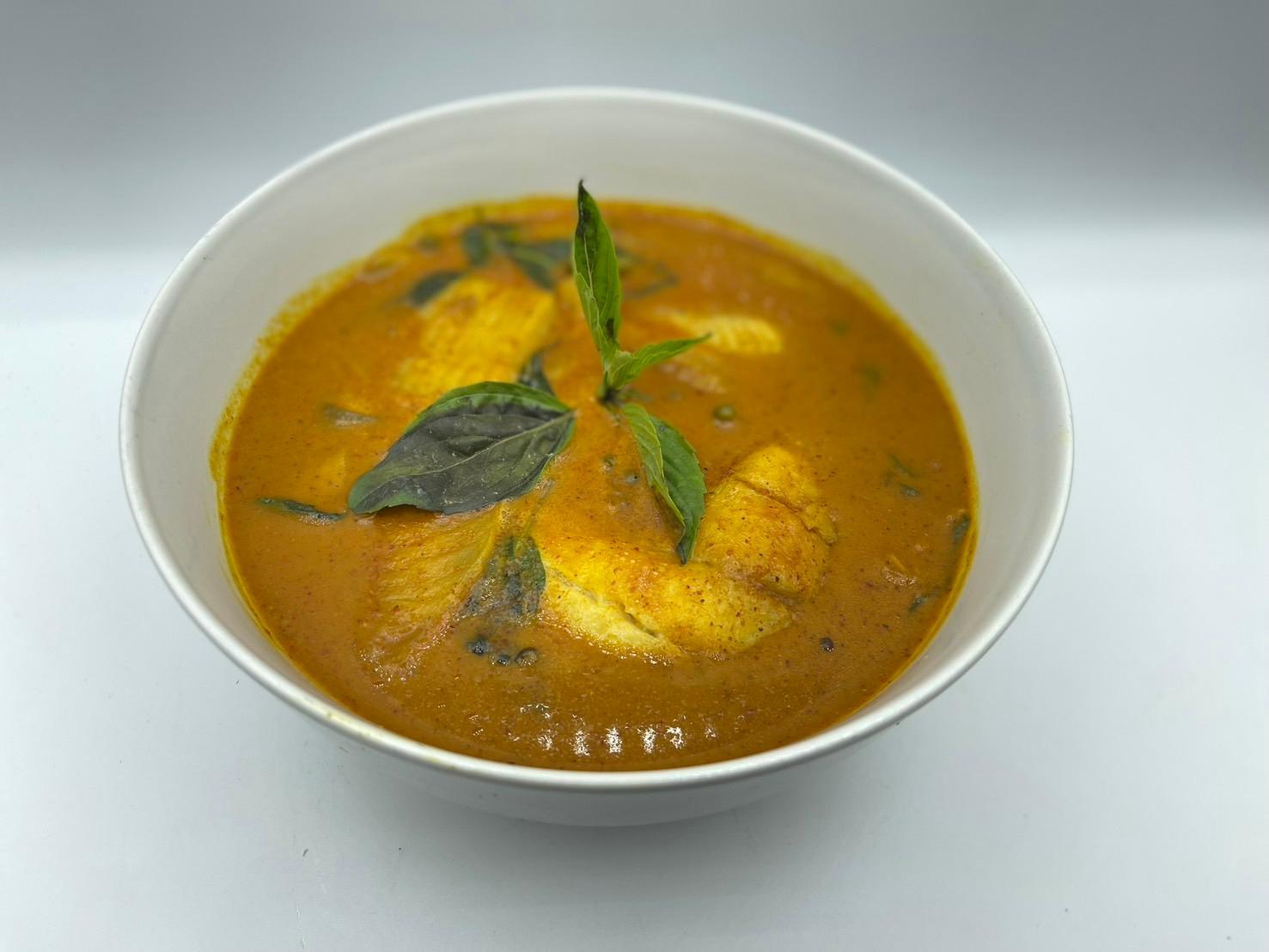 P45 Special Gang Prik Curry 1Lb of Tilapia****.