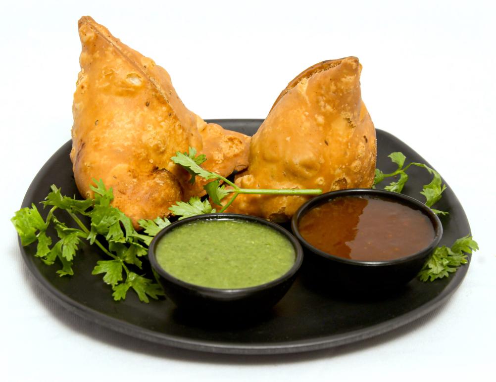 Samosa (2 pcs).