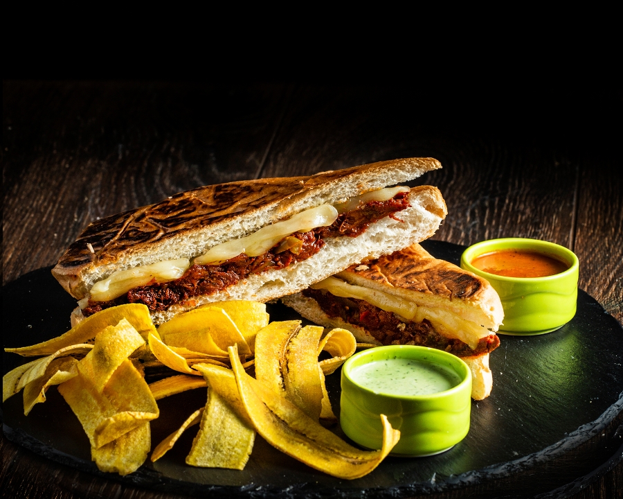 ROPA VIEJA SANDWICH.