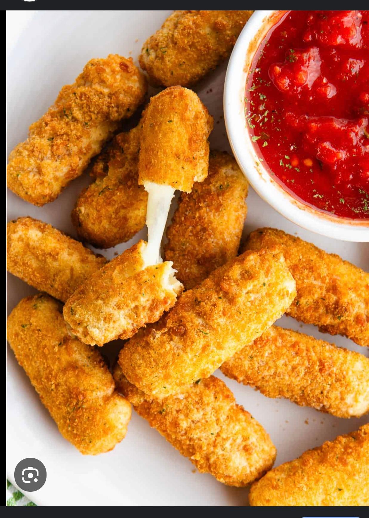 16" Large Cheese, Mozzarella Sticks & 6 Garlic Knots Deal.