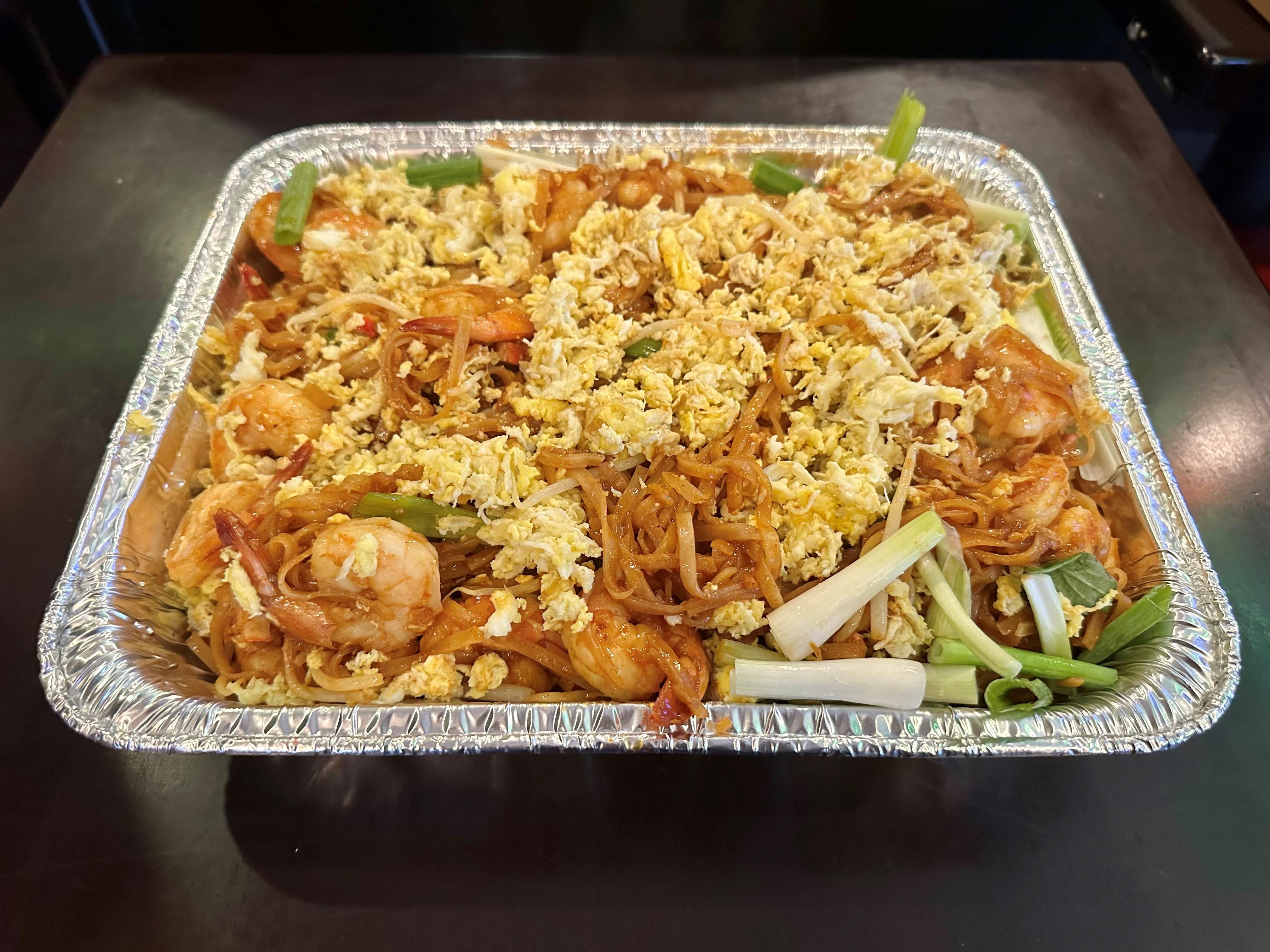 Pad Thai (Tray).