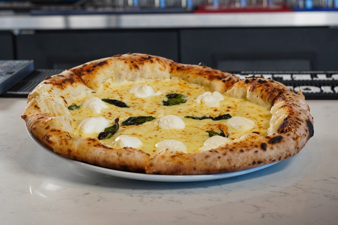 Bianca Pizza.