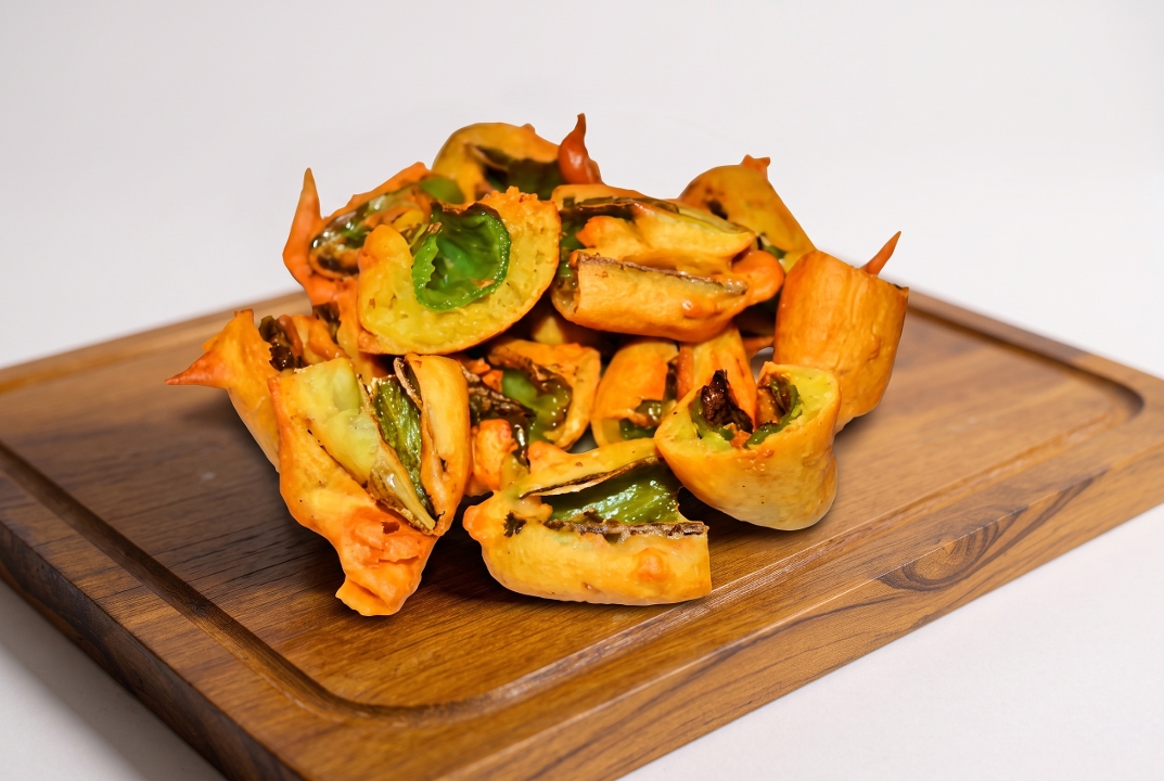 Cut Mirchi.