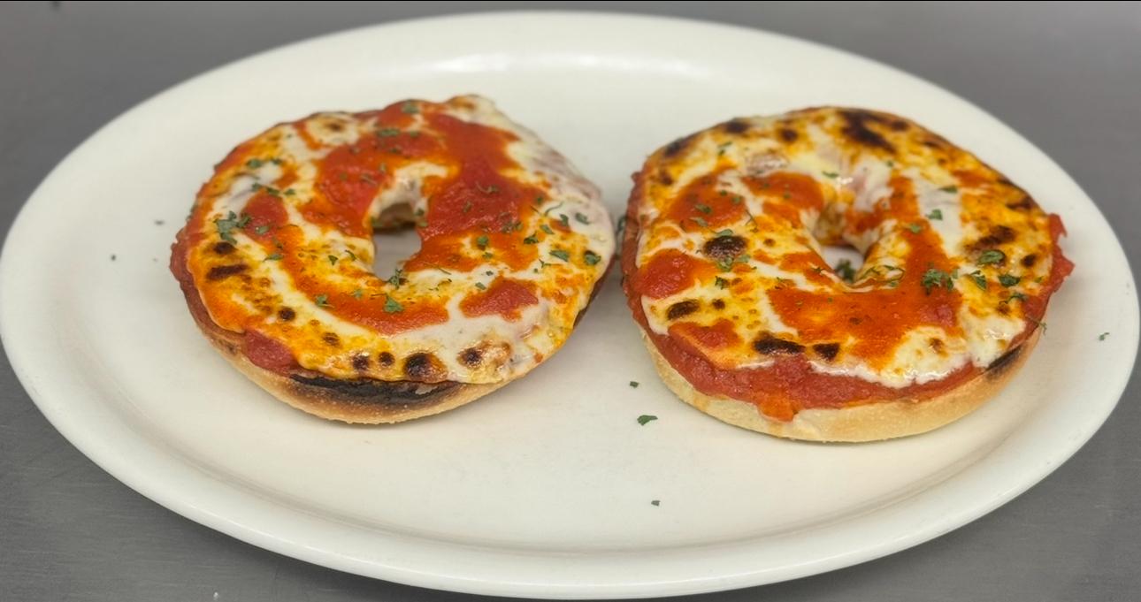 Pizza Bagel Deluxe.