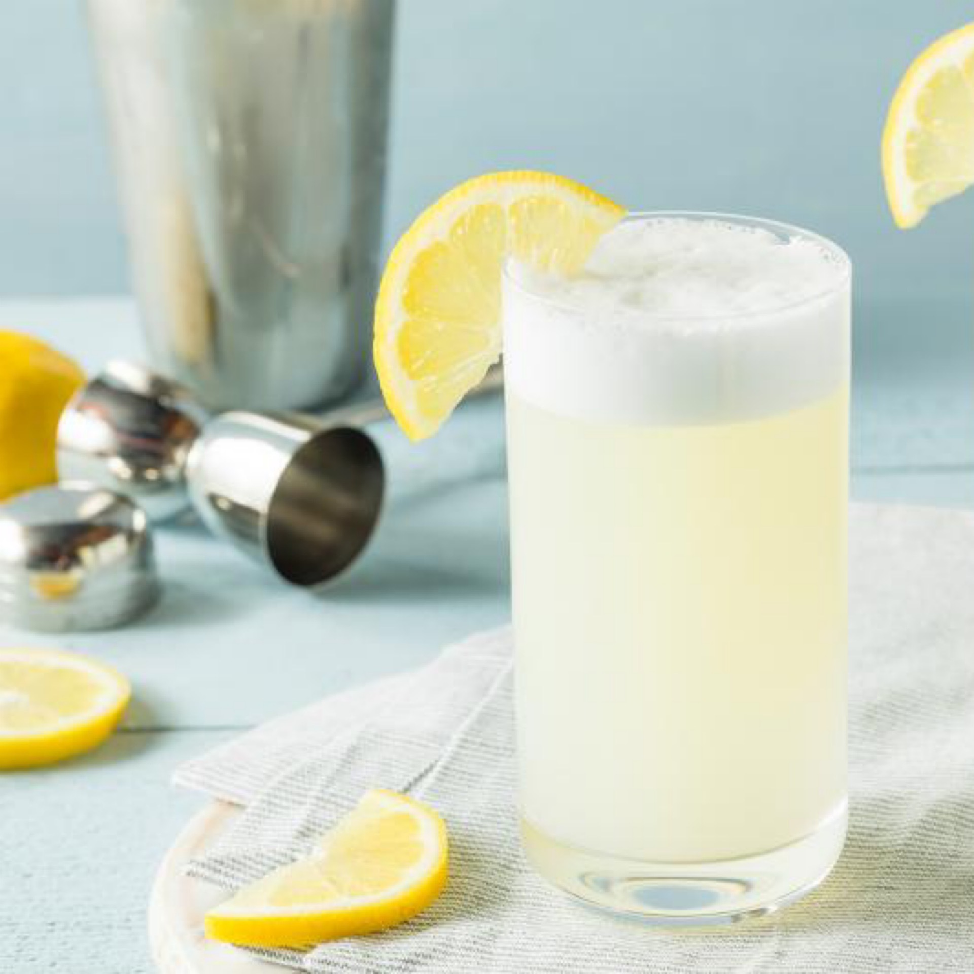 Soda Milk & Egg Yolk (contains raw egg) - soda sữa hột gà.