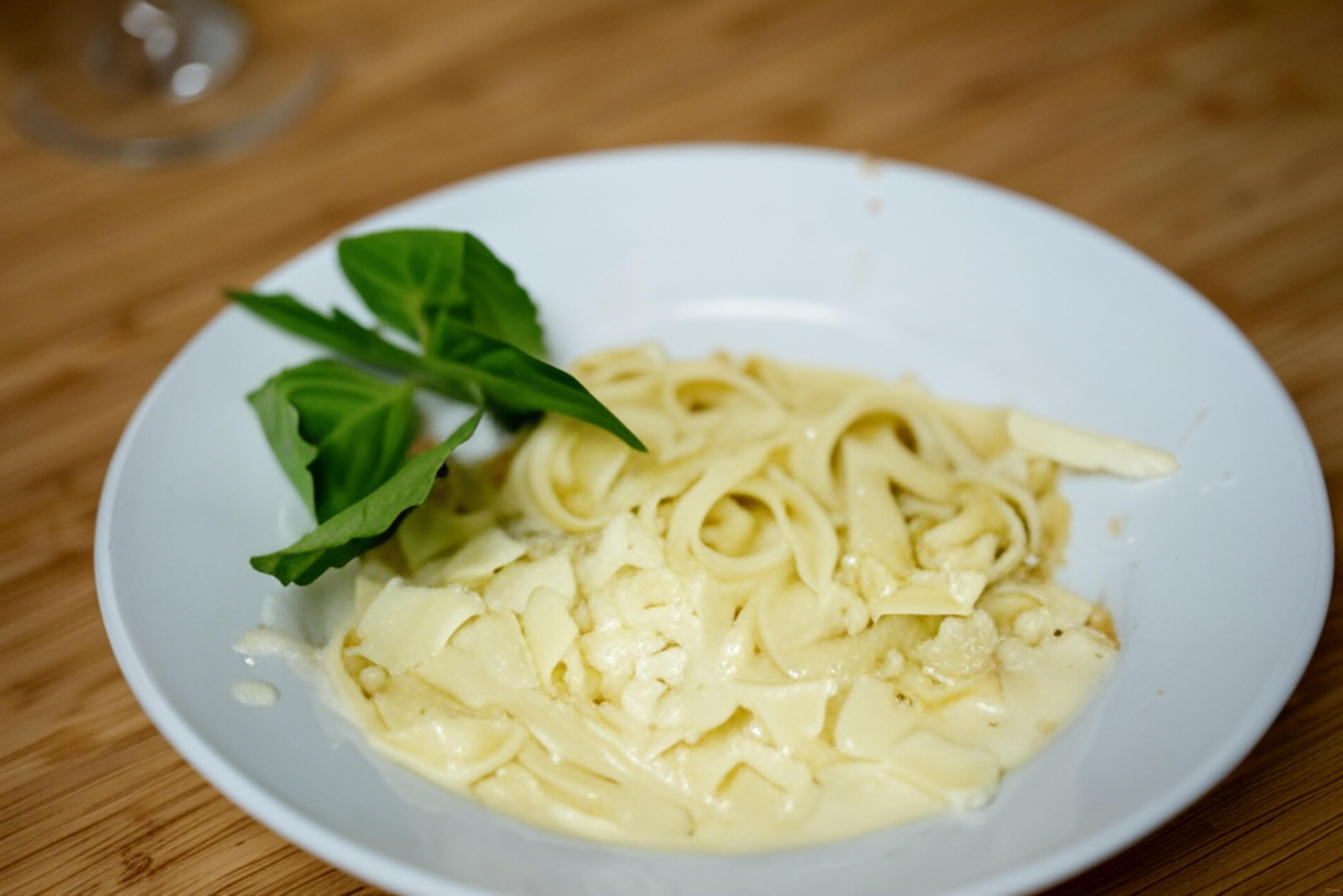 Lunch Classic Alfredo.