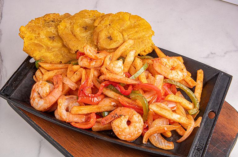 Camarones Salteados.