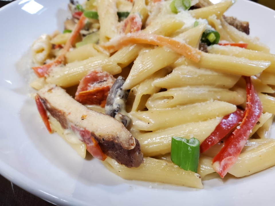 Jerk Chicken pasta(spicy).